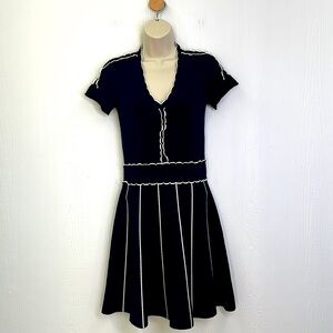 Draper James - Navy Fit & Flare With Scalloped Detail Pleated MIDI Dress Size XS